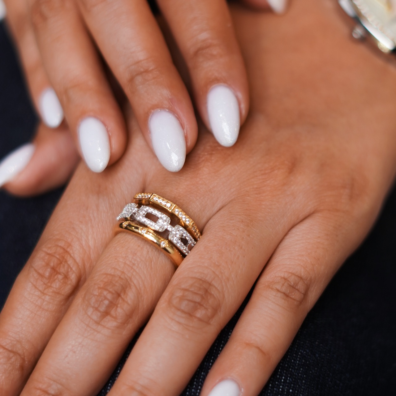 انگشتر کارن